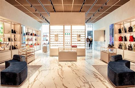 versace outlet prices